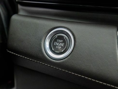 Used 2023 Cadillac Escalade ESV Premium Luxury image 21