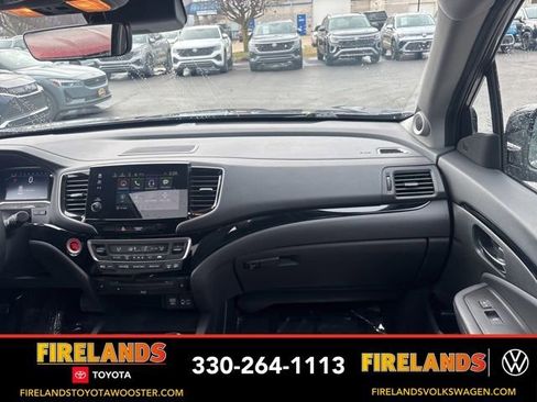 Used 2019 Honda Pilot Touring image 32