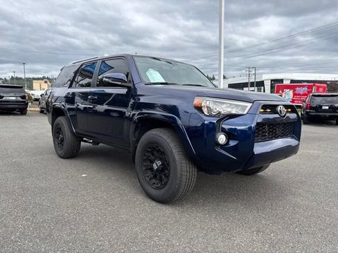 Used 2018 Toyota 4Runner SR5 Premium AWD/4WD image 7