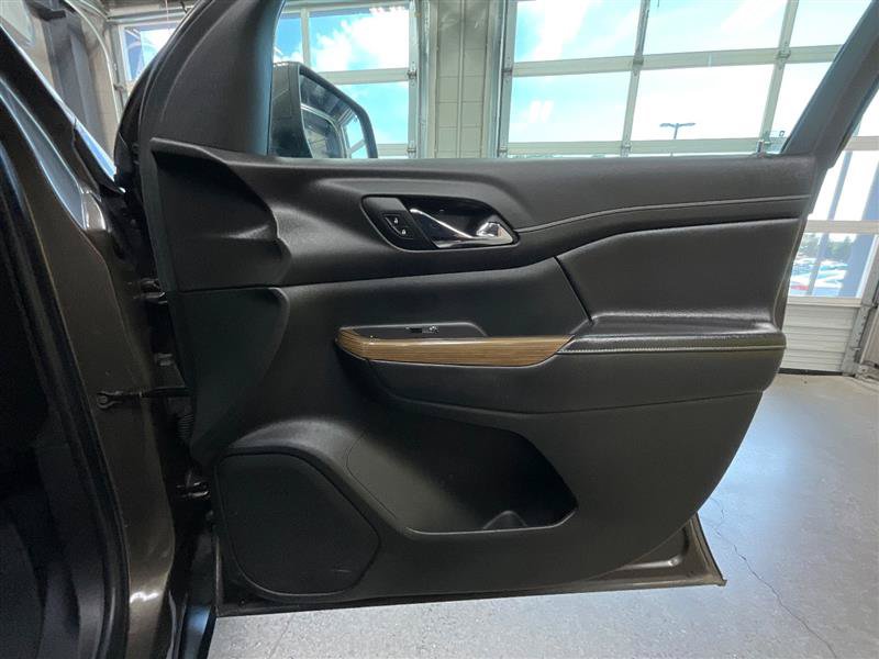 Used 2019 GMC Acadia SLE AWD/4WD image 27