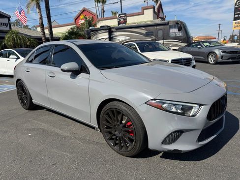 Used 2019 Mercedes-Benz A 220 image 1