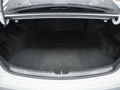 Used 2018 Hyundai Sonata Limited image 11