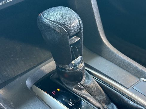 Used 2018 Honda Civic LX image 21