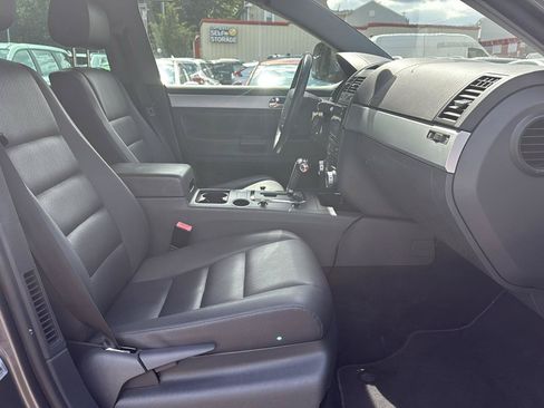 Used 2008 Volkswagen Touareg V6 AWD/4WD image 13