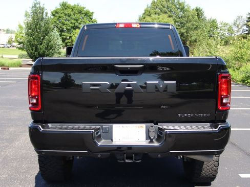 Used 2025 RAM 2500 Big Horn AWD/4WD image 24