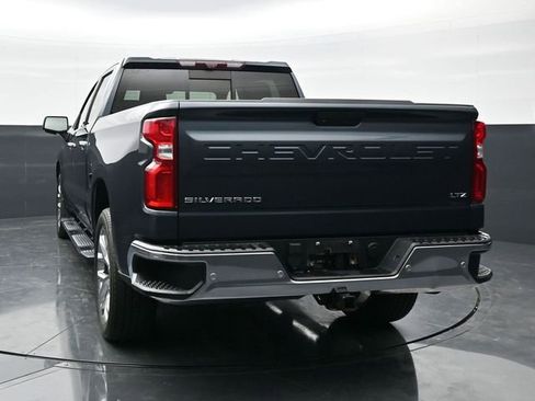 Used 2020 Chevrolet Silverado 1500 LTZ w/ LTZ Premium Package image 6