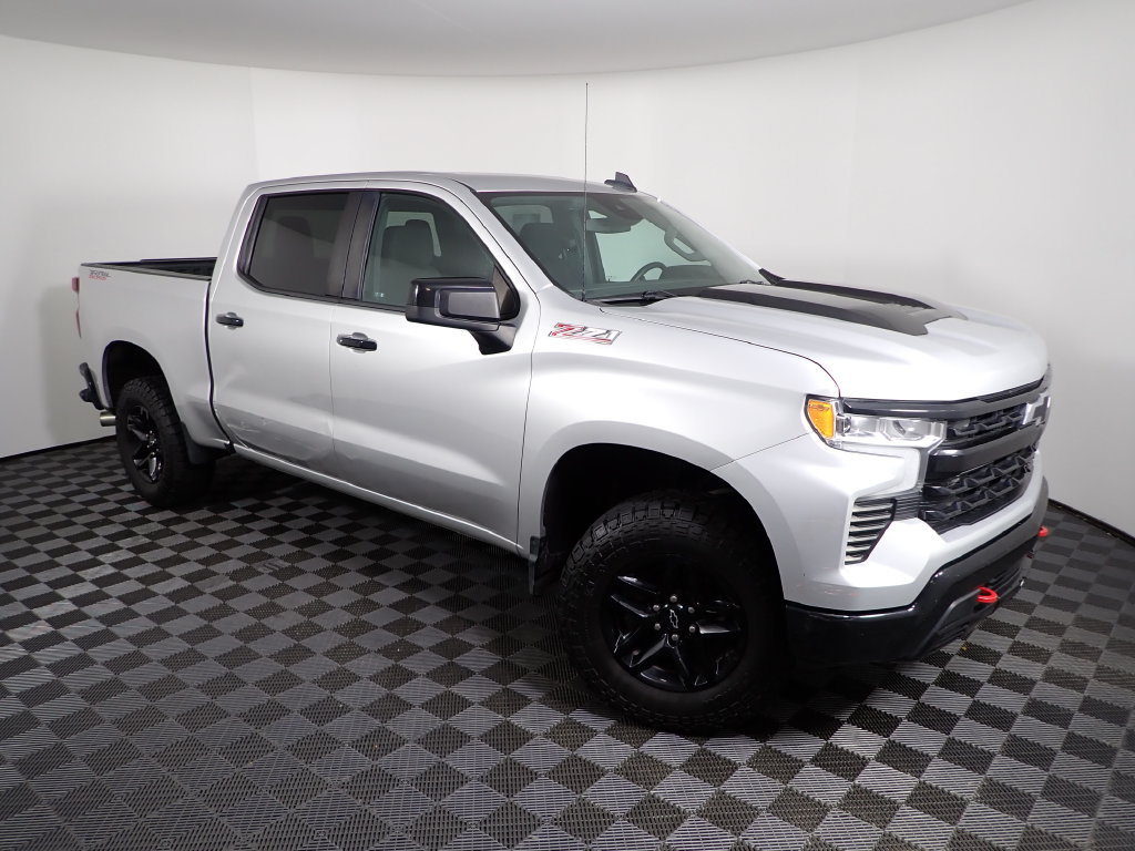 Used 2022 Chevrolet Silverado 1500 LT Trail Boss w/ Protection Package AWD/4WD image 8