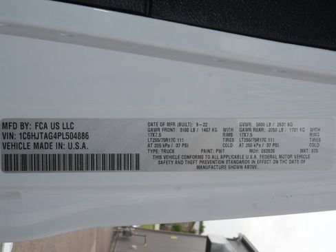 Used 2023 Jeep Gladiator Sport AWD/4WD image 28