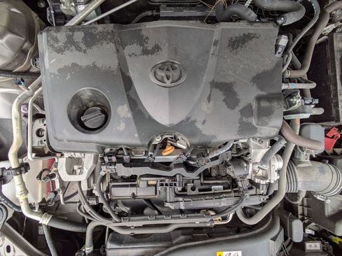 Used 2022 Toyota Camry SE image 29