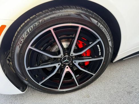 Used 2022 Mercedes-Benz SL 55 AMG 4MATIC w/ Driver Assistance Package image 17