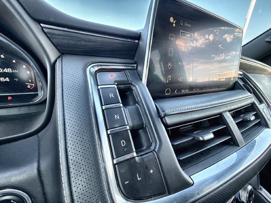 Used 2024 GMC Yukon XL SLT RWD image 22