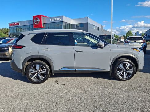 Certified 2023 Nissan Rogue SL w/ SL Premium Package image 8