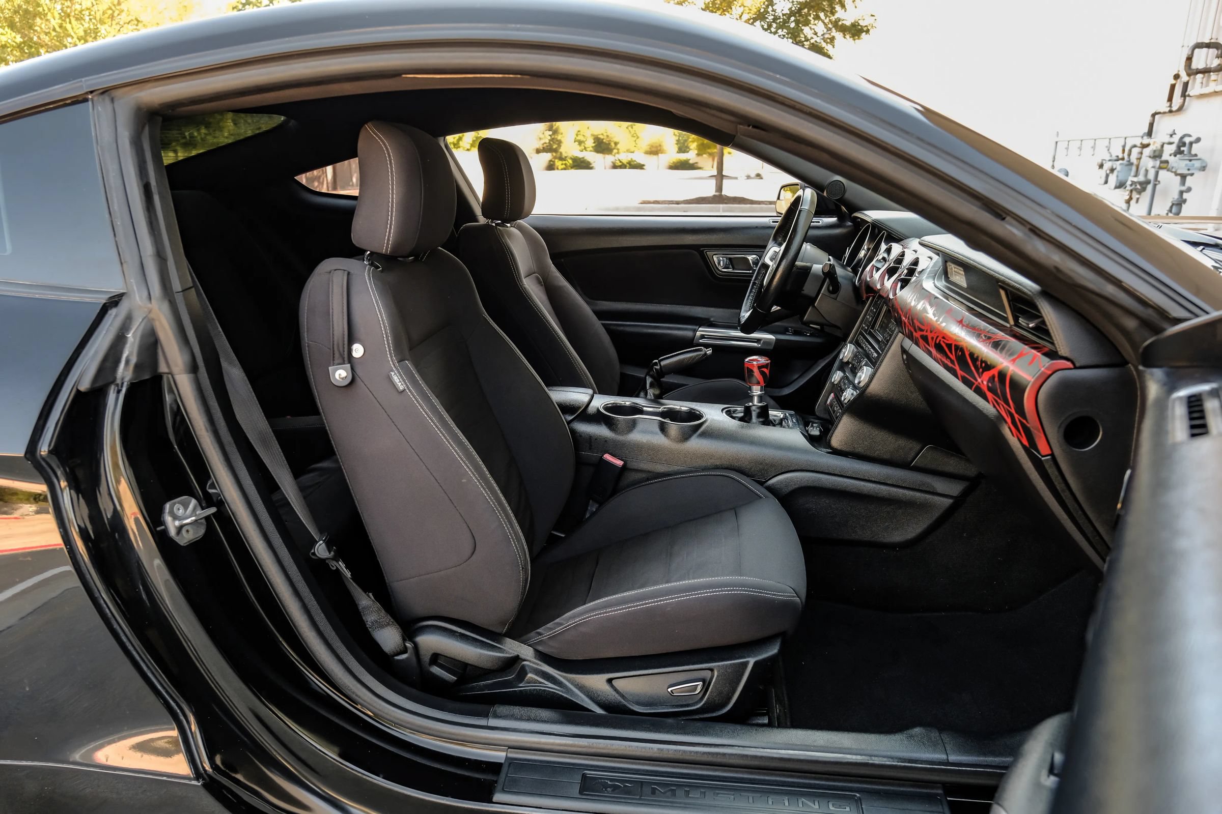 Used 2016 Ford Mustang GT RWD image 38