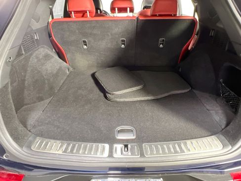 Used 2023 Genesis GV70 2.5T w/ Sport Prestige Package image 26