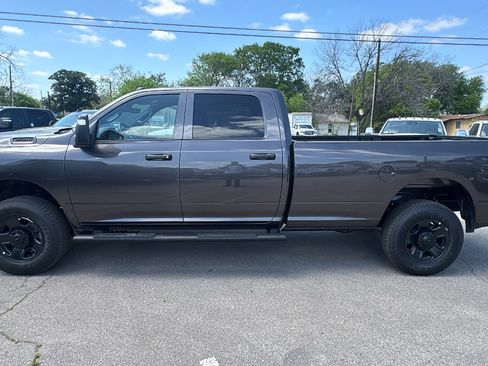 New 2026 RAM 2500 Tradesman AWD/4WD image 8