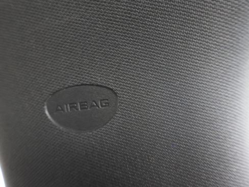 Used 2021 RAM 1500 Big Horn w/ Built-to-serve Edition image 44