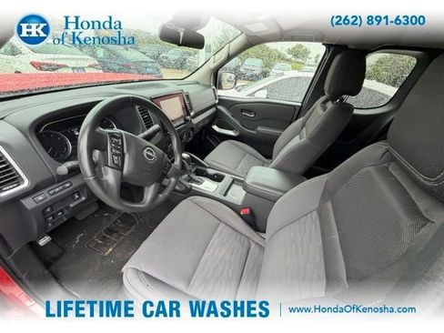 Used 2023 Nissan Frontier SV w/ SV Convenience Package AWD/4WD image 5