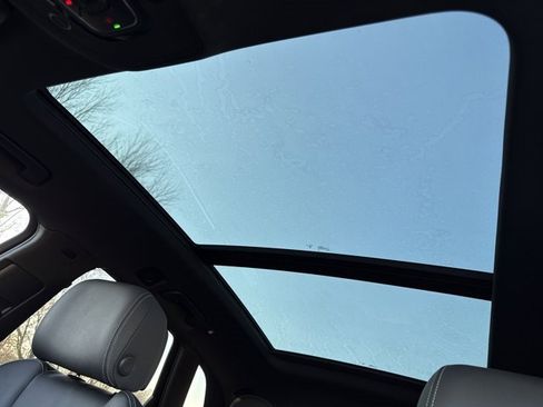 Used 2024 Audi SQ5 Premium w/ Convenience Package image 26