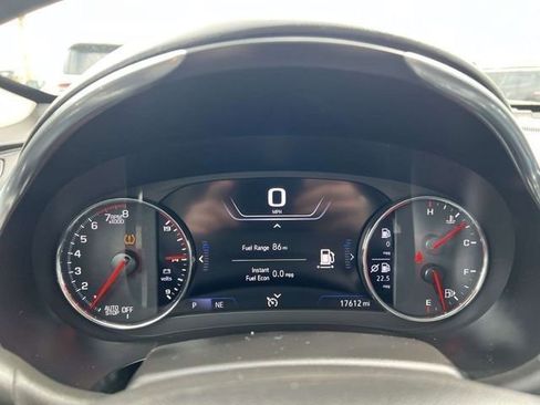 Used 2024 Chevrolet Malibu LT image 12