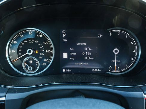 Used 2025 Genesis GV70 3.5T Sport w/ Sport Advanced Package image 26