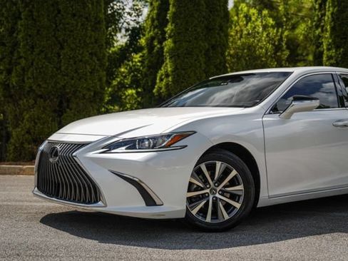 Used 2020 Lexus ES 350 w/ Accessory Package 2 FWD image 3