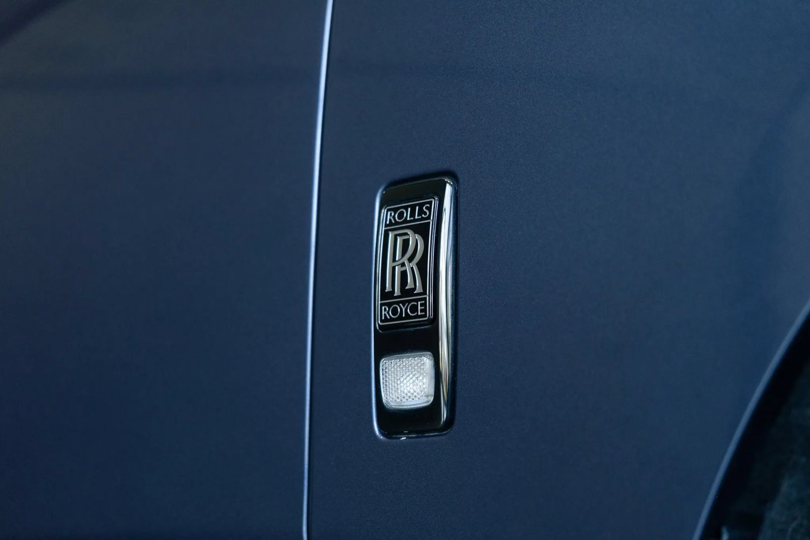 Used 2025 Rolls-Royce Cullinan Black Badge AWD/4WD image 10
