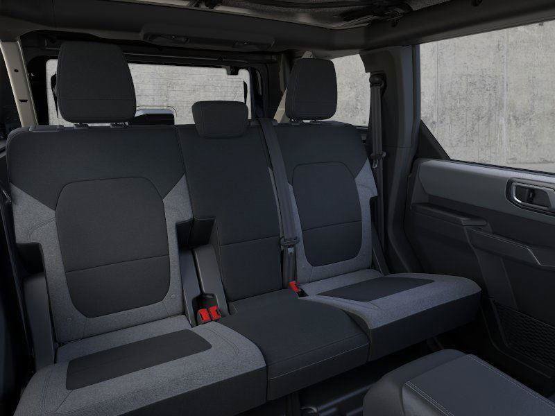 Used 2025 Ford Bronco 4-Door AWD/4WD image 11