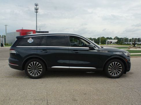 Used 2023 Lincoln Aviator Reserve w/ Equipment Group 201A AWD/4WD image 22
