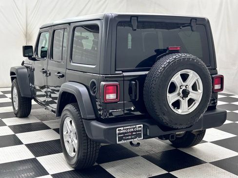 Used 2019 Jeep Wrangler Unlimited Sport S image 5