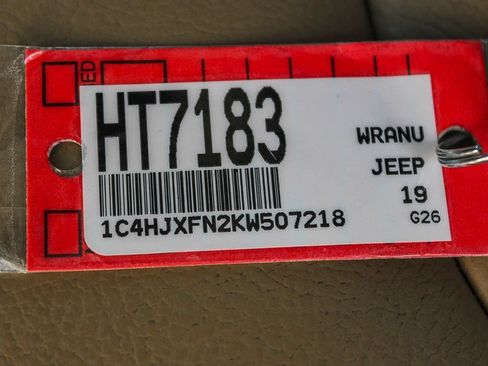 Used 2019 Jeep Wrangler Unlimited Rubicon AWD/4WD image 29
