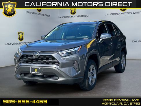 Used 2024 Toyota RAV4 XLE image 1