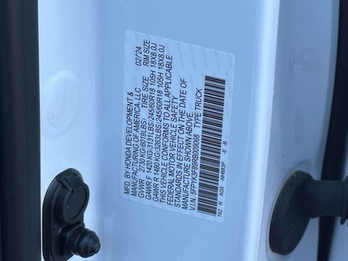 Used 2024 Honda Ridgeline Black Edition image 10