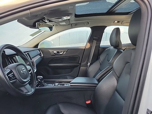 Used 2021 Volvo S60 T5 Momentum w/ Protection Package Premier FWD image 6