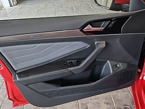 New 2026 Volkswagen Jetta SEL FWD image 25