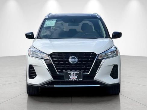 Used 2024 Nissan Kicks SV FWD image 9