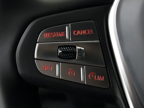 Used 2024 BMW X3 sDrive30i w/ Convenience Package image 10