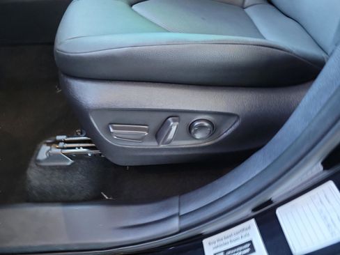 Certified 2025 Toyota Grand Highlander XLE image 10