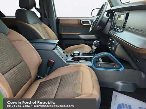 Used 2023 Ford Bronco Outer Banks AWD/4WD image 24