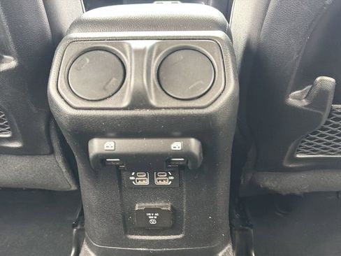 Used 2024 Jeep Wrangler Unlimited Rubicon 4xe AWD/4WD image 20