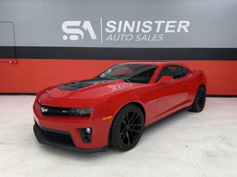 Used 2015 Chevrolet Camaro ZL1 RWD image 1