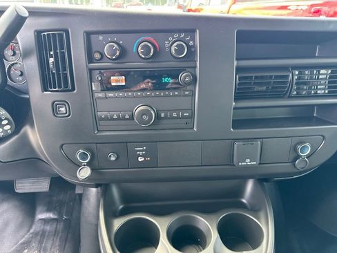 New 2026 Chevrolet Express 3500 w/ Power Convenience Package RWD image 21