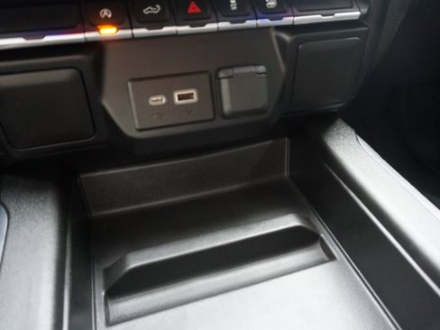 Used 2021 GMC Sierra 1500 Elevation image 26