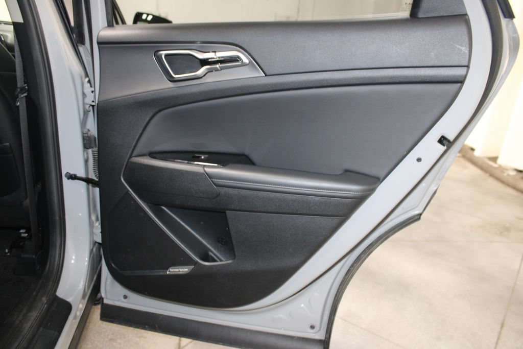 Used 2023 Kia Sportage SX FWD image 33