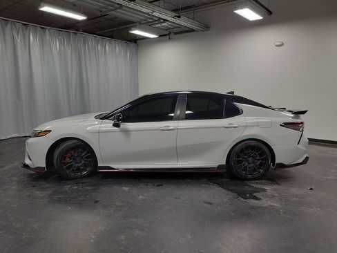 Used 2021 Toyota Camry TRD w/ TRD Package w/JBL Audio image 5
