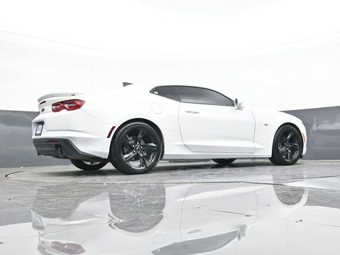 Used 2022 Chevrolet Camaro LT image 43