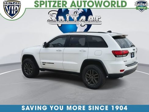 Used 2016 Jeep Grand Cherokee Laredo 75th Anniversary AWD/4WD image 7