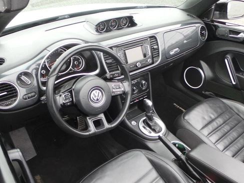 Used 2013 Volkswagen Beetle 2.0T FWD image 8