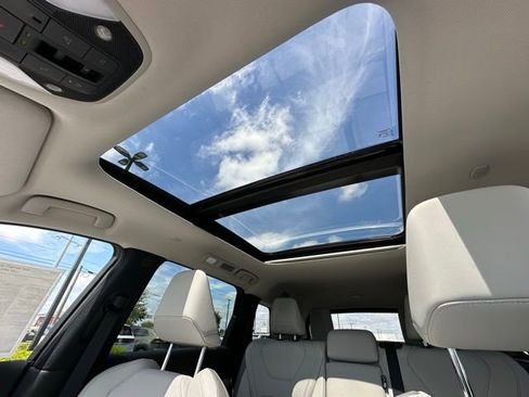 New 2027 INFINITI QX60 Luxe FWD image 23