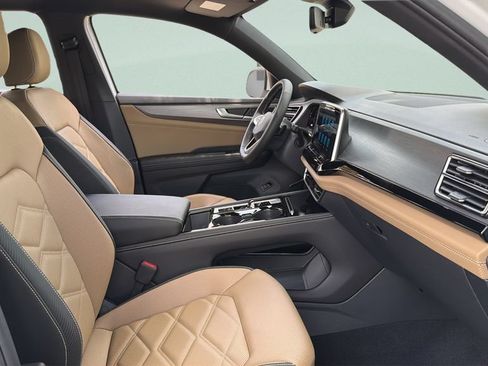 New 2026 Volkswagen Atlas Cross Sport SE FWD image 32