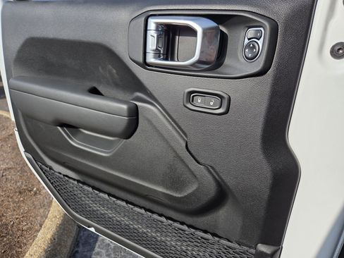 New 2026 Jeep Gladiator Sport image 14